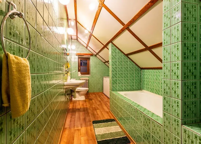 Plesivka Шале Абертами